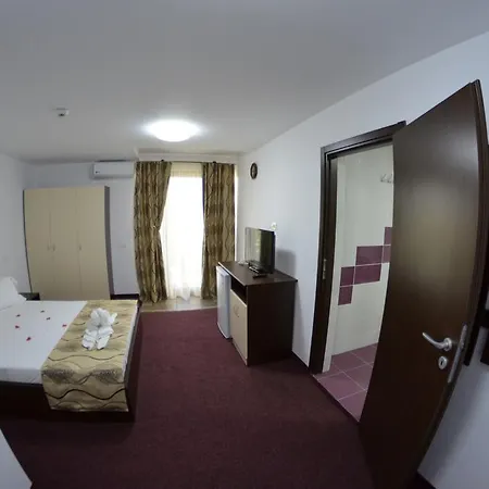 Pensión Razvan Costinesti