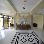 Razvan Guest house Costinesti